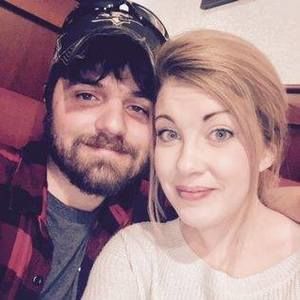 Meet your Posher, Chloe